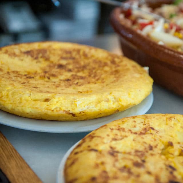 Nuestra Carta: Tradición y Sabor en el Corazón de Vigo