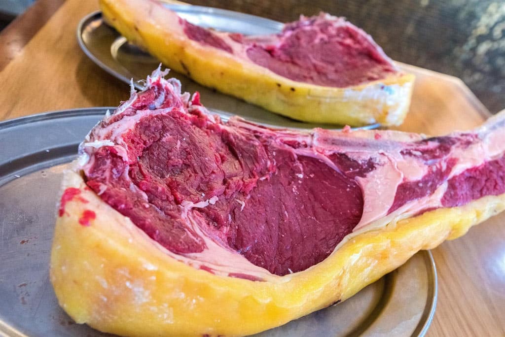 Carnes premium, cocina tradicional y vistas a la ría de Vigo