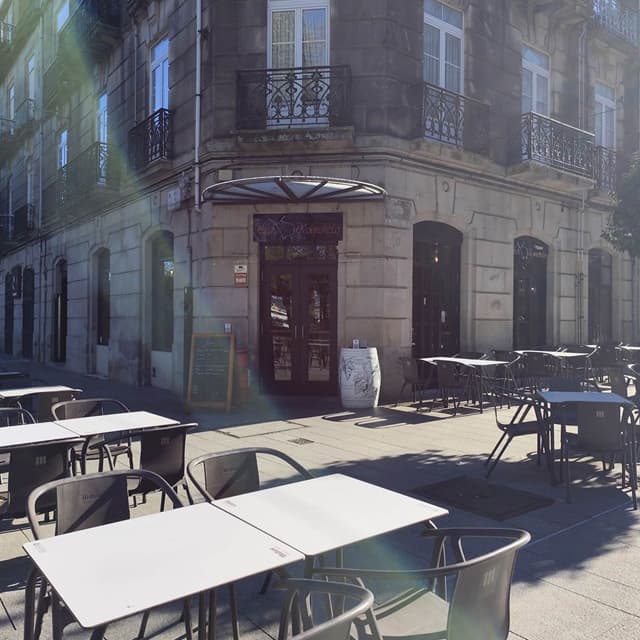 Cocina tradicional con vistas a la ría de Vigo
